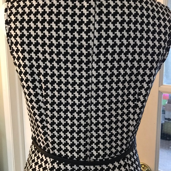 Gingham dress - Picture 5 of 8